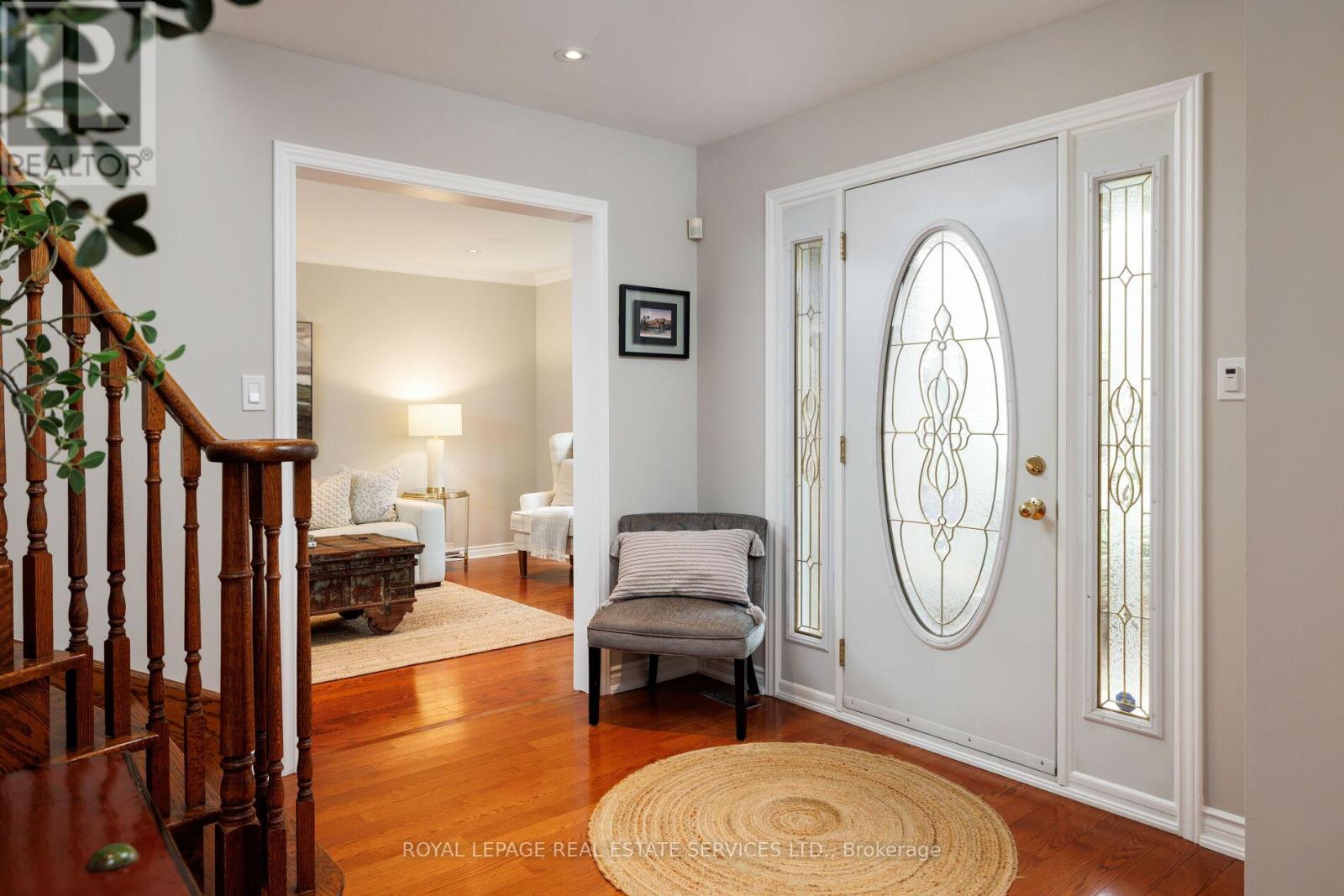 48 Cudmore Road, Oakville, Ontario  L6L 2Y5 - Photo 3 - W13059938