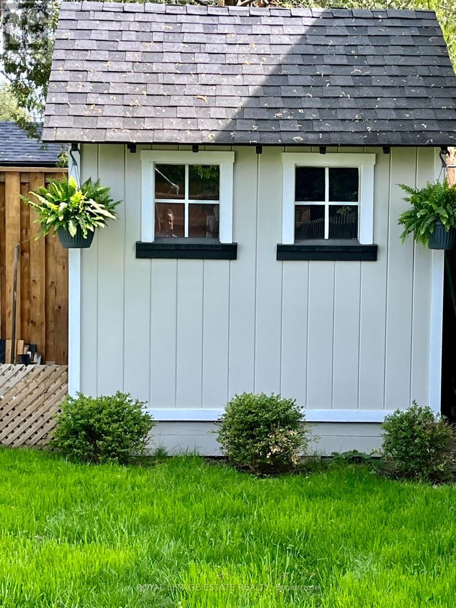 1016 Kipling Avenue, Toronto, Ontario  M9B 3L4 - Photo 6 - W13059968