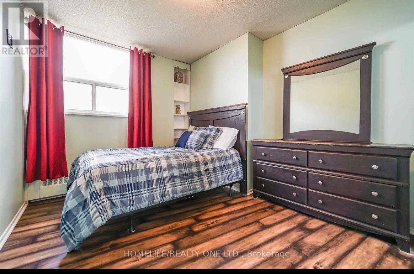 1502 - 380 Dixon Road N, Toronto, Ontario  M9R 1T3 - Photo 18 - W13060018