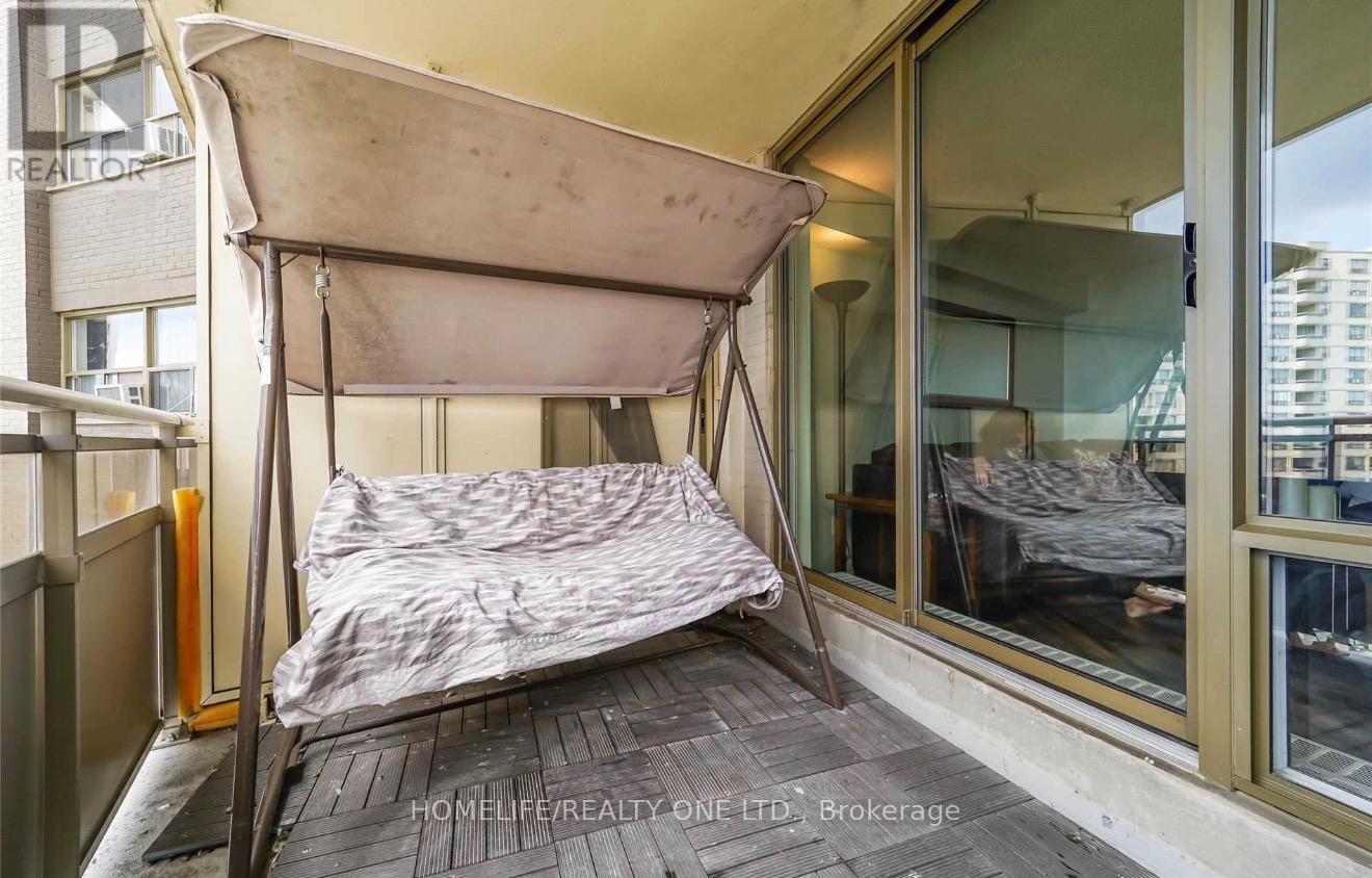 1502 - 380 Dixon Road N, Toronto, Ontario  M9R 1T3 - Photo 23 - W13060018