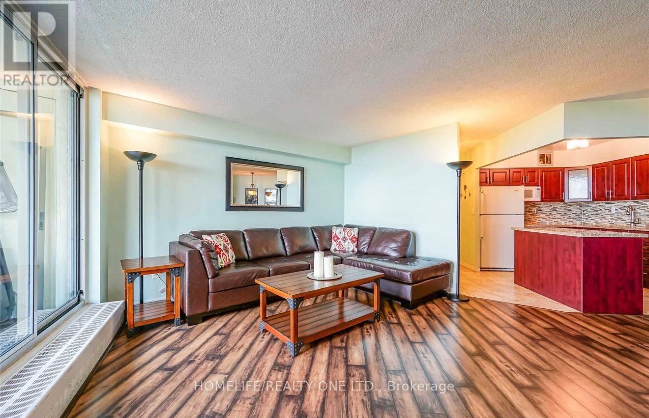 1502 - 380 Dixon Road N, Toronto, Ontario  M9R 1T3 - Photo 7 - W13060018