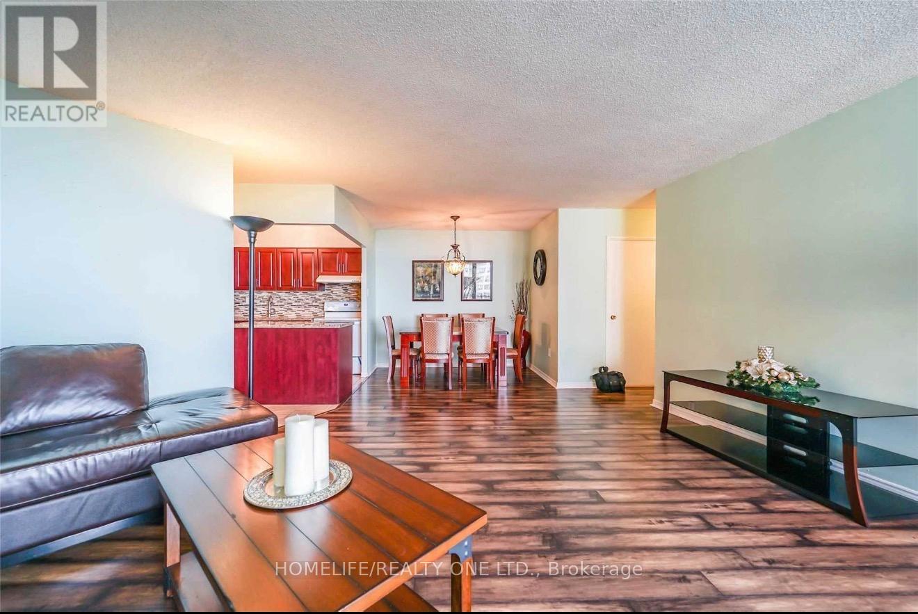 1502 - 380 Dixon Road N, Toronto, Ontario  M9R 1T3 - Photo 8 - W13060018