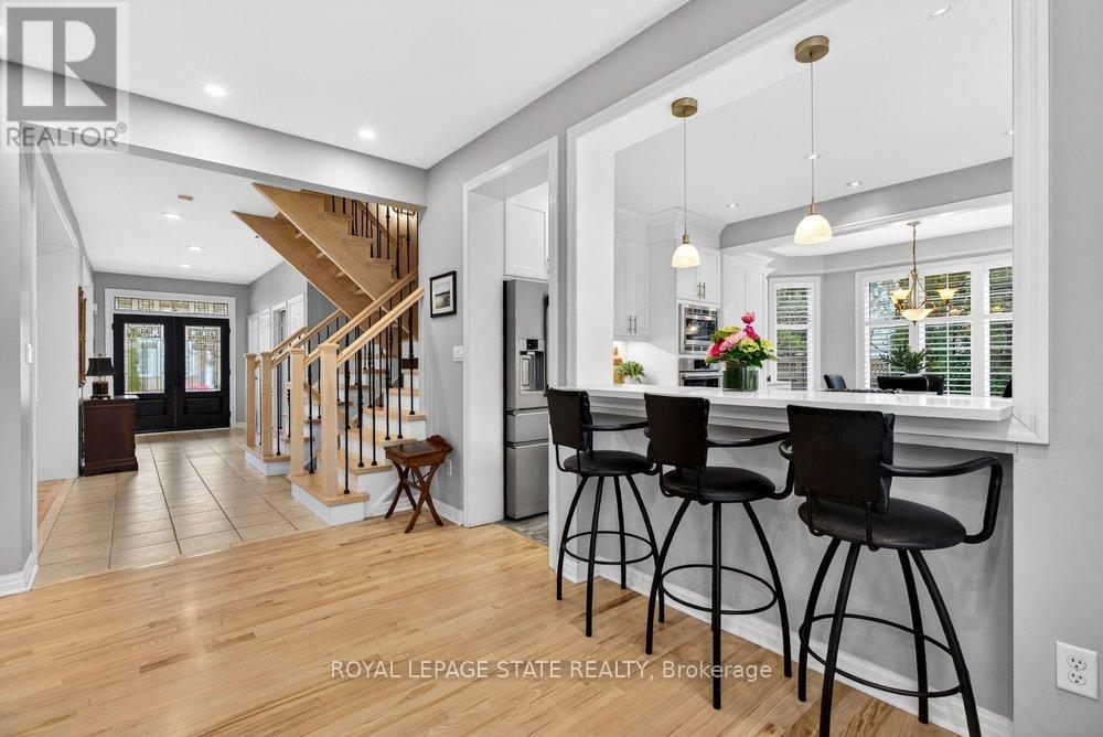 5901 Chercover Court, Burlington, Ontario  L7L 6T2 - Photo 19 - W13060084