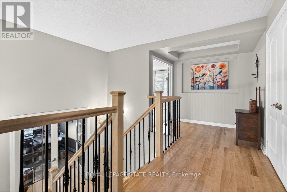 5901 Chercover Court, Burlington, Ontario  L7L 6T2 - Photo 28 - W13060084