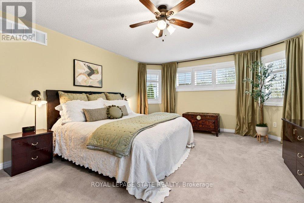 5901 Chercover Court, Burlington, Ontario  L7L 6T2 - Photo 29 - W13060084