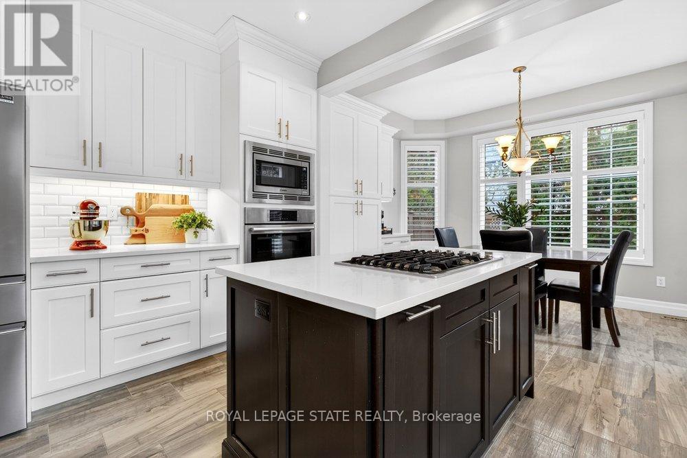 5901 Chercover Court, Burlington, Ontario  L7L 6T2 - Photo 4 - W13060084