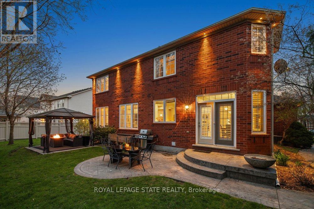 5901 Chercover Court, Burlington, Ontario  L7L 6T2 - Photo 44 - W13060084