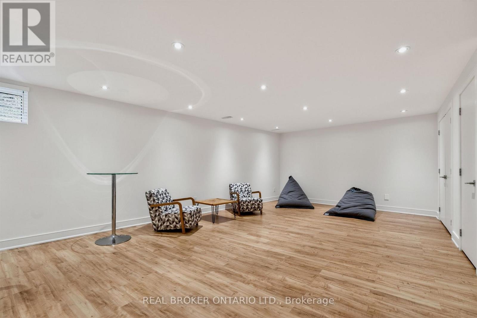 88 South Kingsway Way, Toronto, Ontario  M6S 3T3 - Photo 35 - W13031204