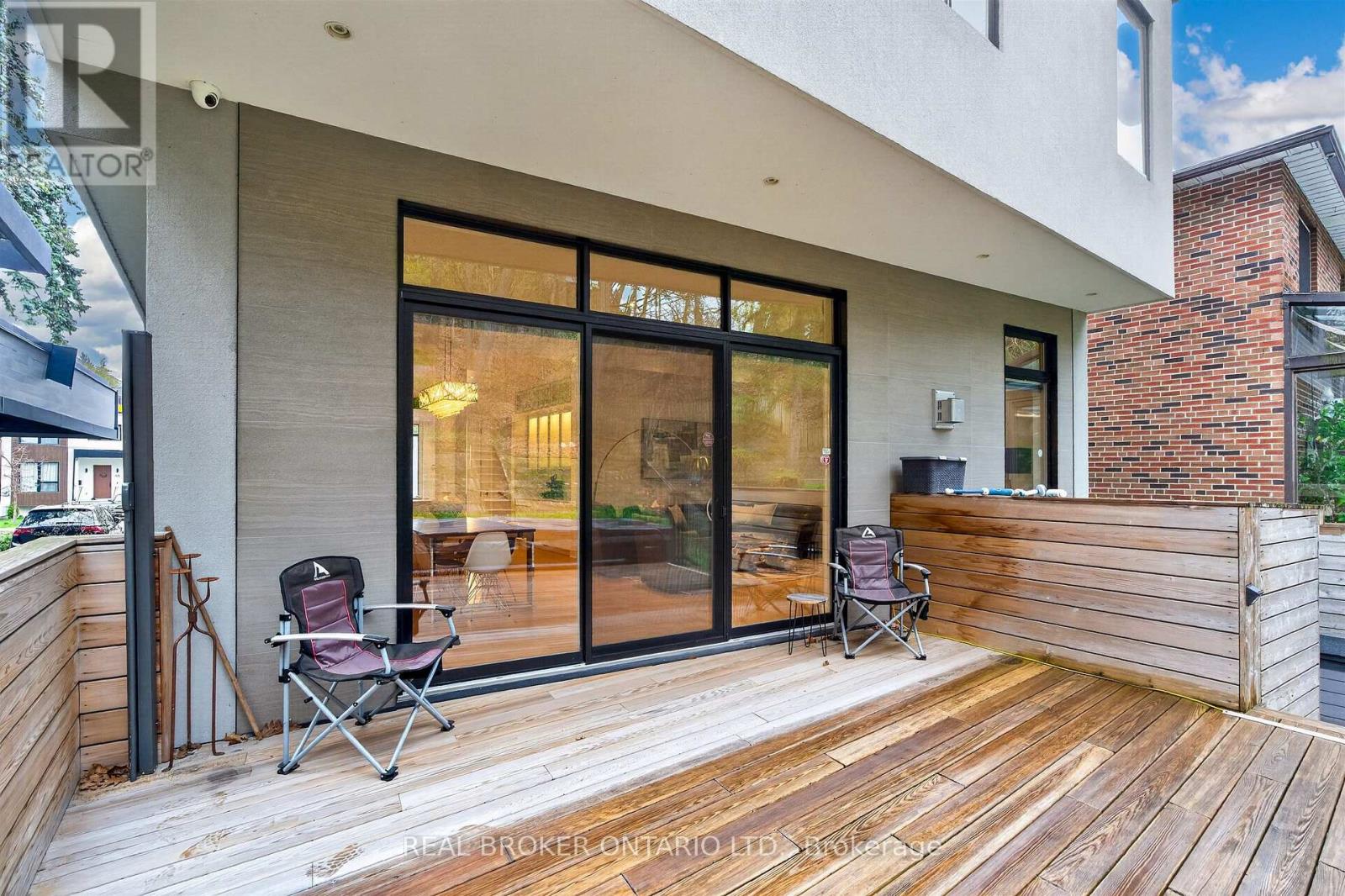 88 South Kingsway Way, Toronto, Ontario  M6S 3T3 - Photo 42 - W13031204