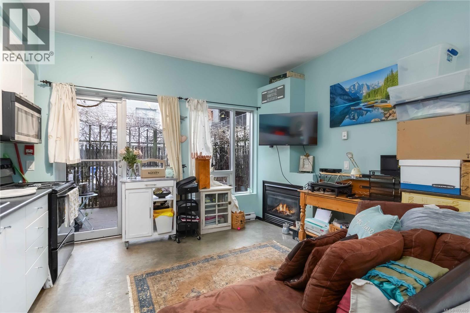 108 932 Johnson St, Victoria, British Columbia  V8V 3N4 - Photo 5 - 1033885