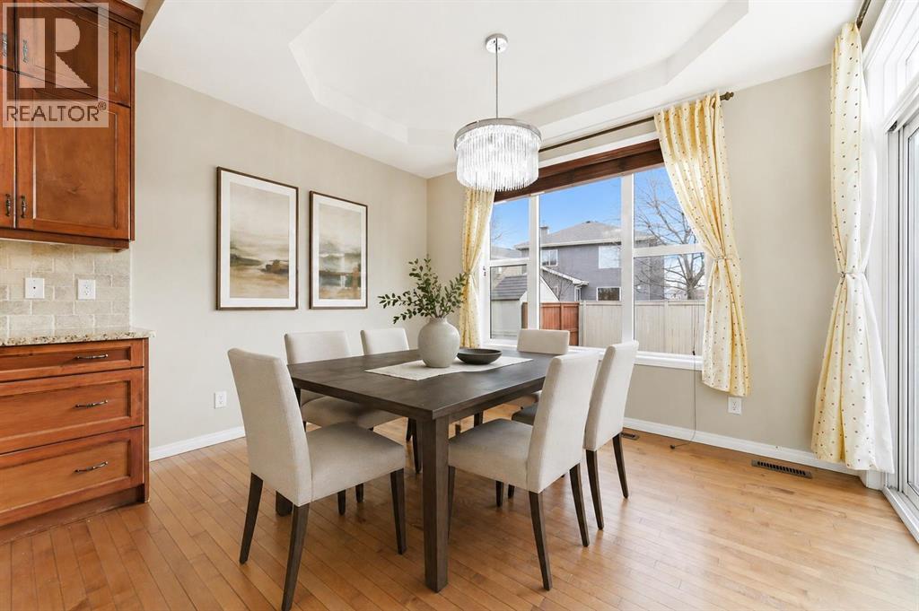 29 Royal Birkdale Drive Nw, Calgary, Alberta  T3G 5C7 - Photo 5 - A2306298