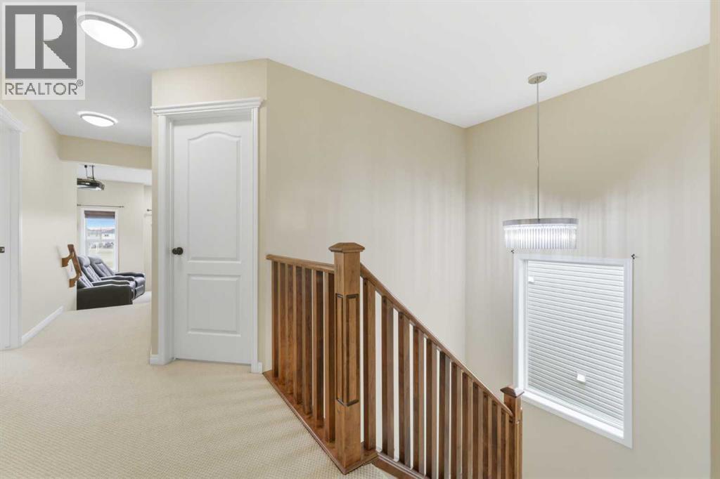 29 Royal Birkdale Drive Nw, Calgary, Alberta  T3G 5C7 - Photo 9 - A2306298