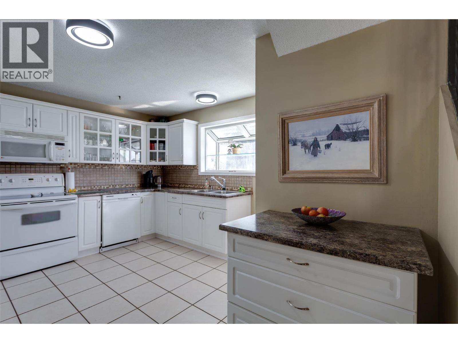 1710 Hollywood Road S, Kelowna, British Columbia  V1X 4P3 - Photo 12 - 10385394