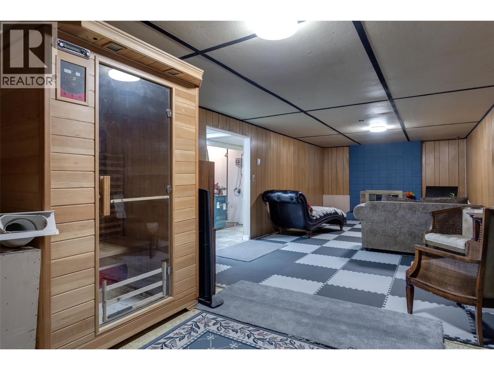 1710 Hollywood Road S, Kelowna, British Columbia  V1X 4P3 - Photo 41 - 10385394