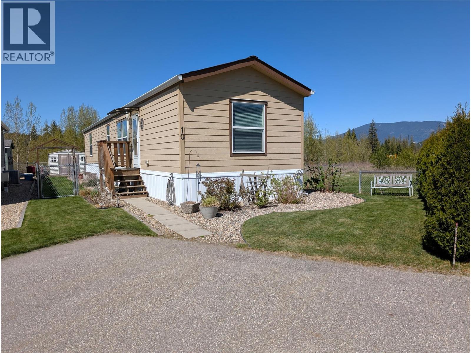 4811 10A Avenue NE Unit# 10, Salmon Arm, British Columbia