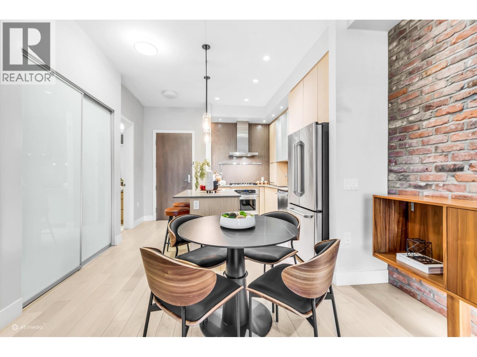 102 260 Salter Street, New Westminster, British Columbia  V3M 0J4 - Photo 12 - R3117315