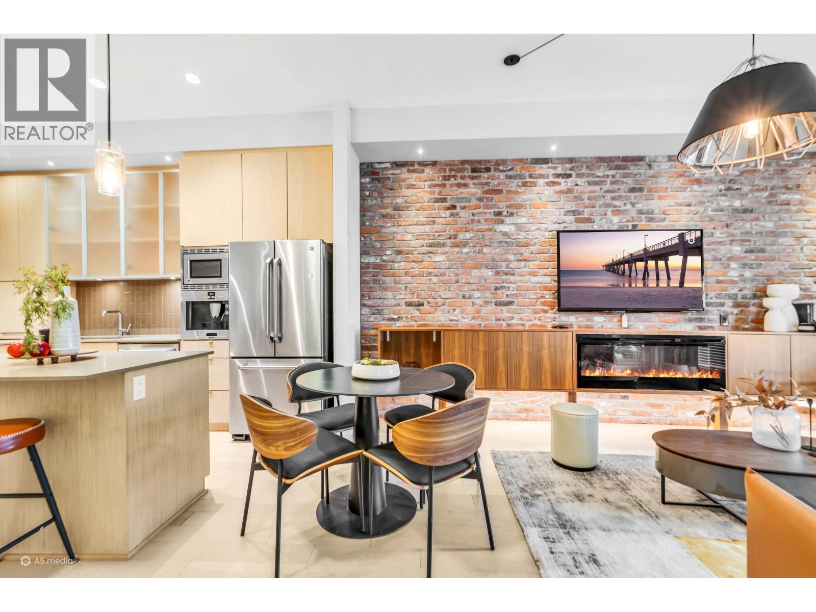 102 260 Salter Street, New Westminster, British Columbia  V3M 0J4 - Photo 6 - R3117315