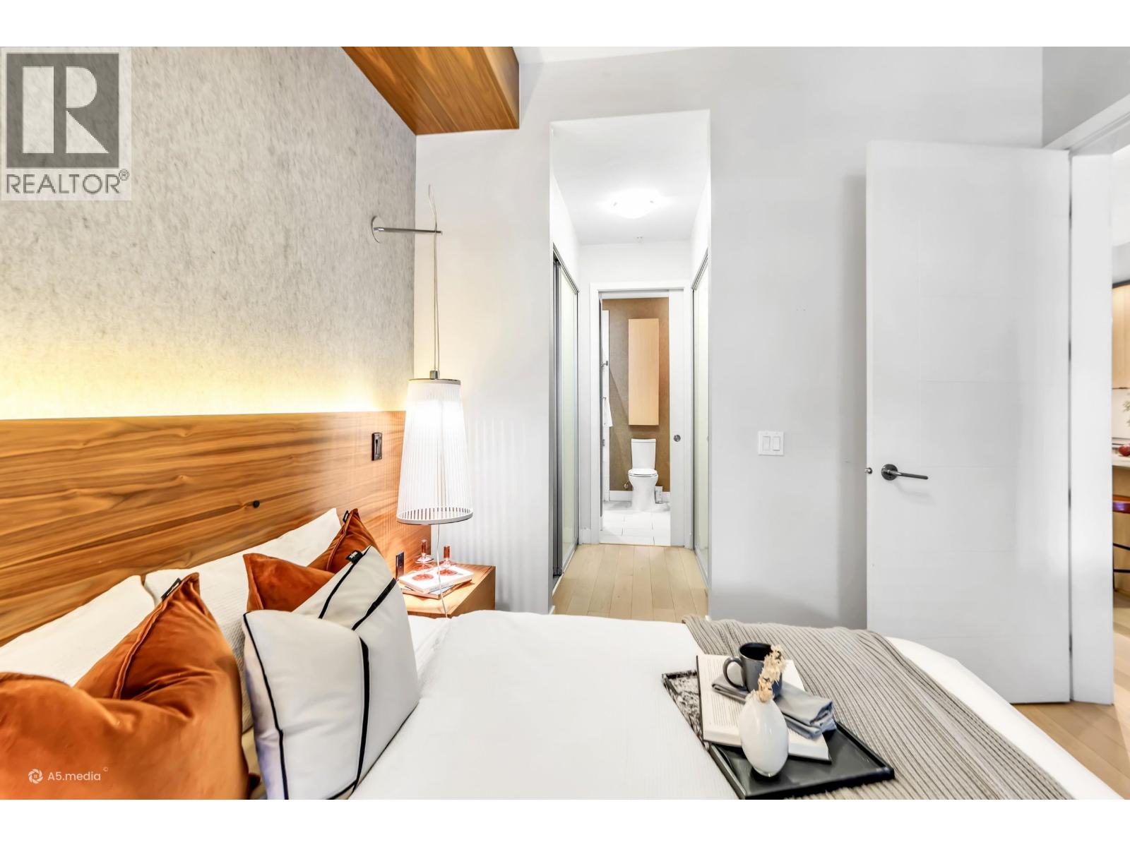 102 260 Salter Street, New Westminster, British Columbia  V3M 0J4 - Photo 14 - R3117315