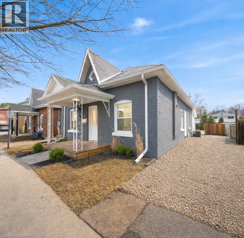 8 Main Street, Brantford, Ontario  N3R 3X2 - Photo 4 - 40824966