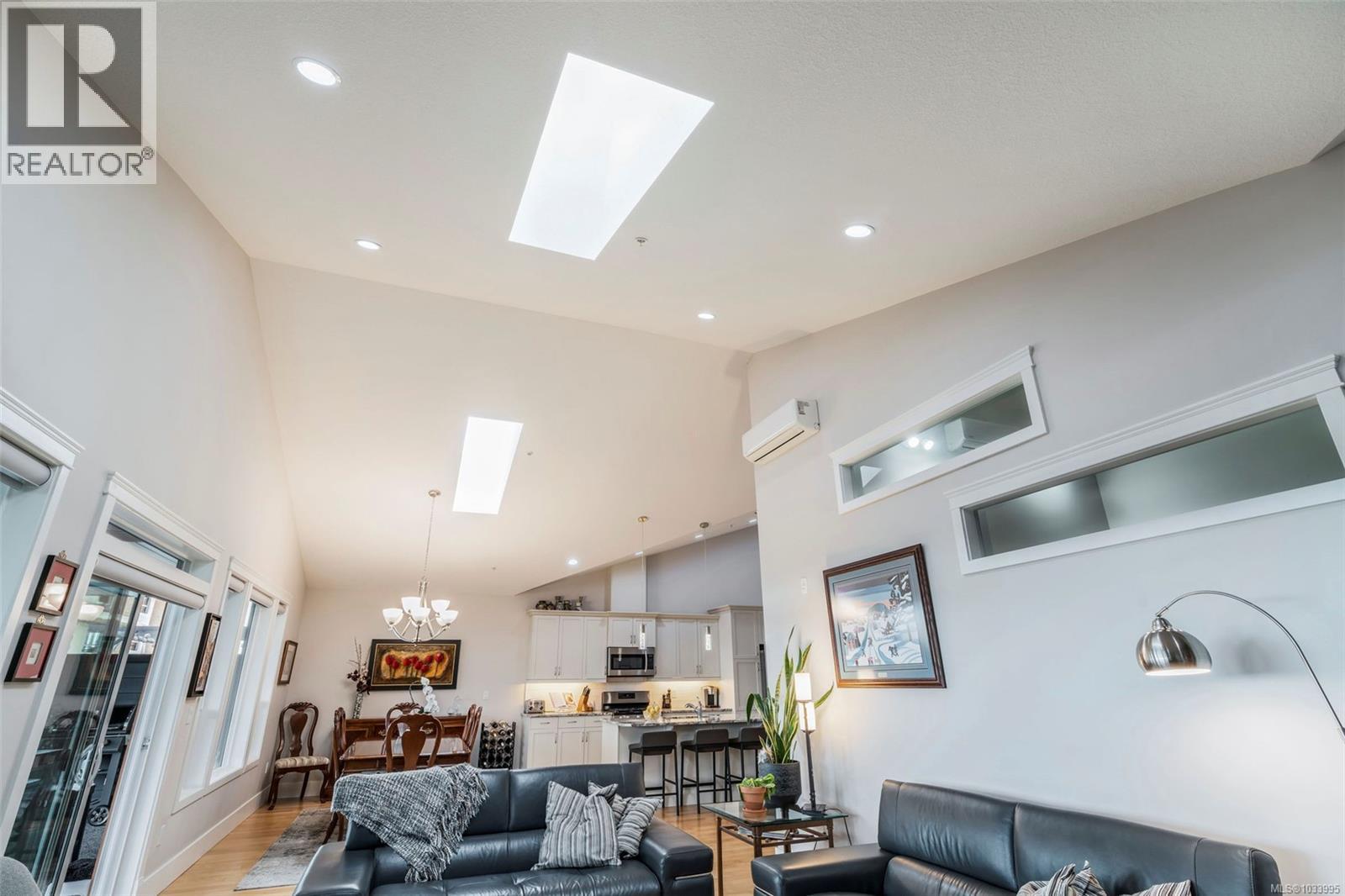 202 679 Terminal Ave, Nanaimo, British Columbia  V9S 4K1 - Photo 8 - 1033995