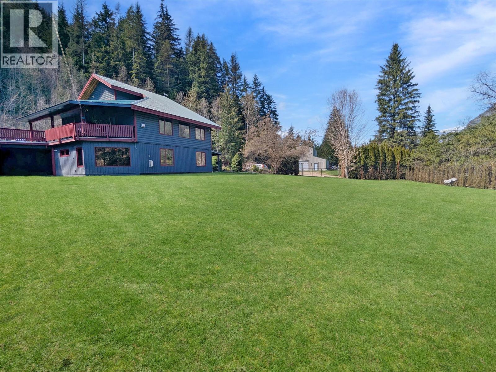 2809 Slocan Valley West Road, Slocan Park, British Columbia  V0G 2E0 - Photo 11 - 10385265