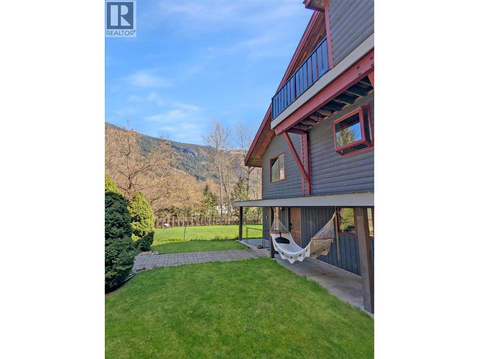 2809 Slocan Valley West Road, Slocan Park, British Columbia  V0G 2E0 - Photo 12 - 10385265