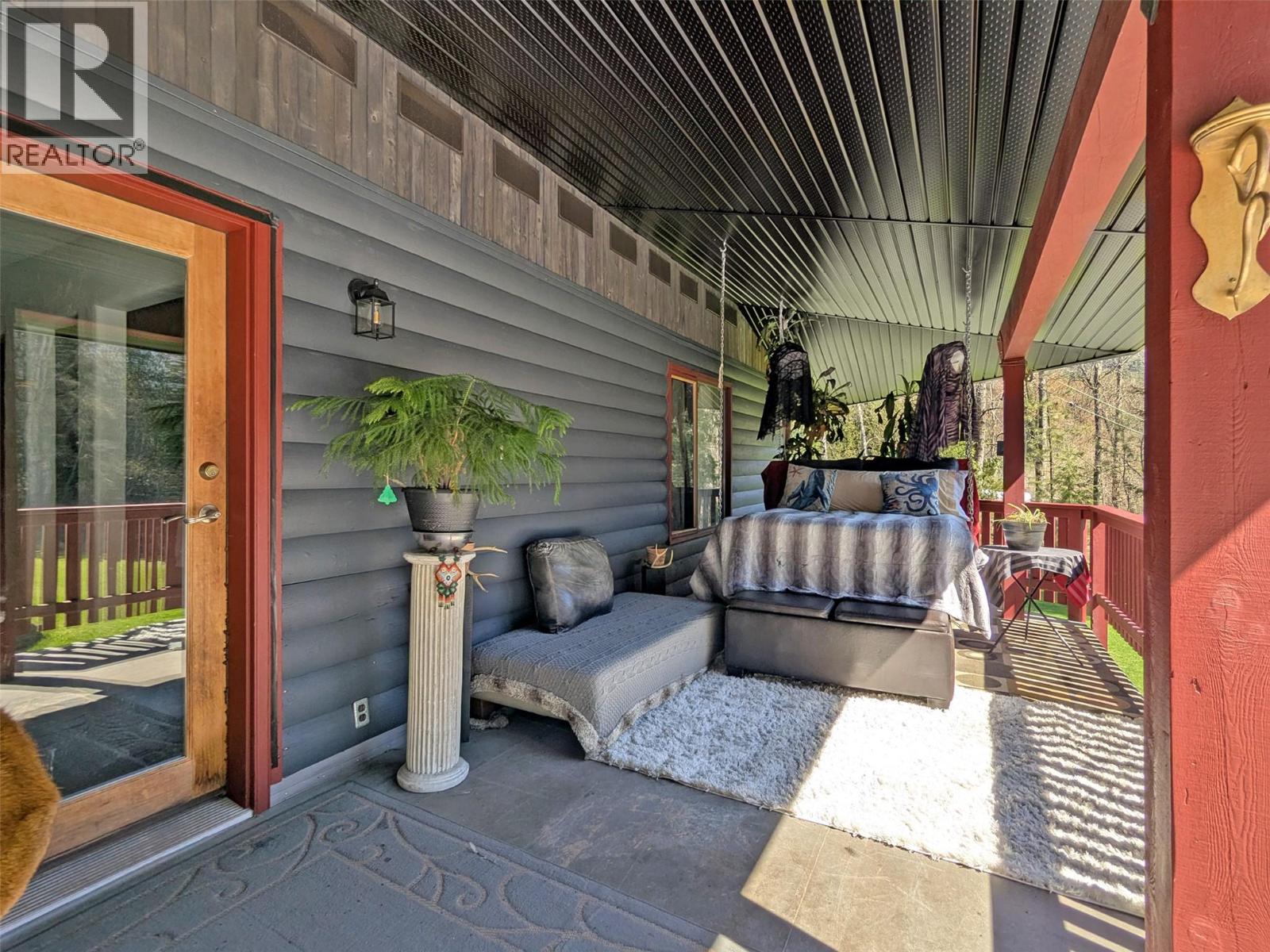 2809 Slocan Valley West Road, Slocan Park, British Columbia  V0G 2E0 - Photo 23 - 10385265