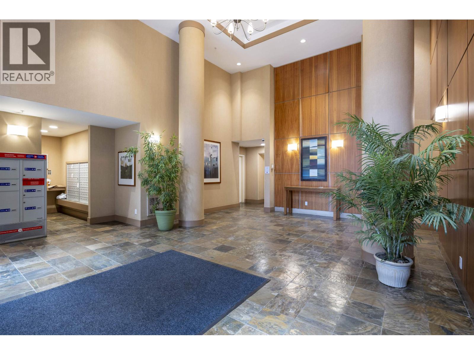 2303 2088 Madison Avenue, Burnaby, British Columbia  V5C 6T5 - Photo 3 - R3116507