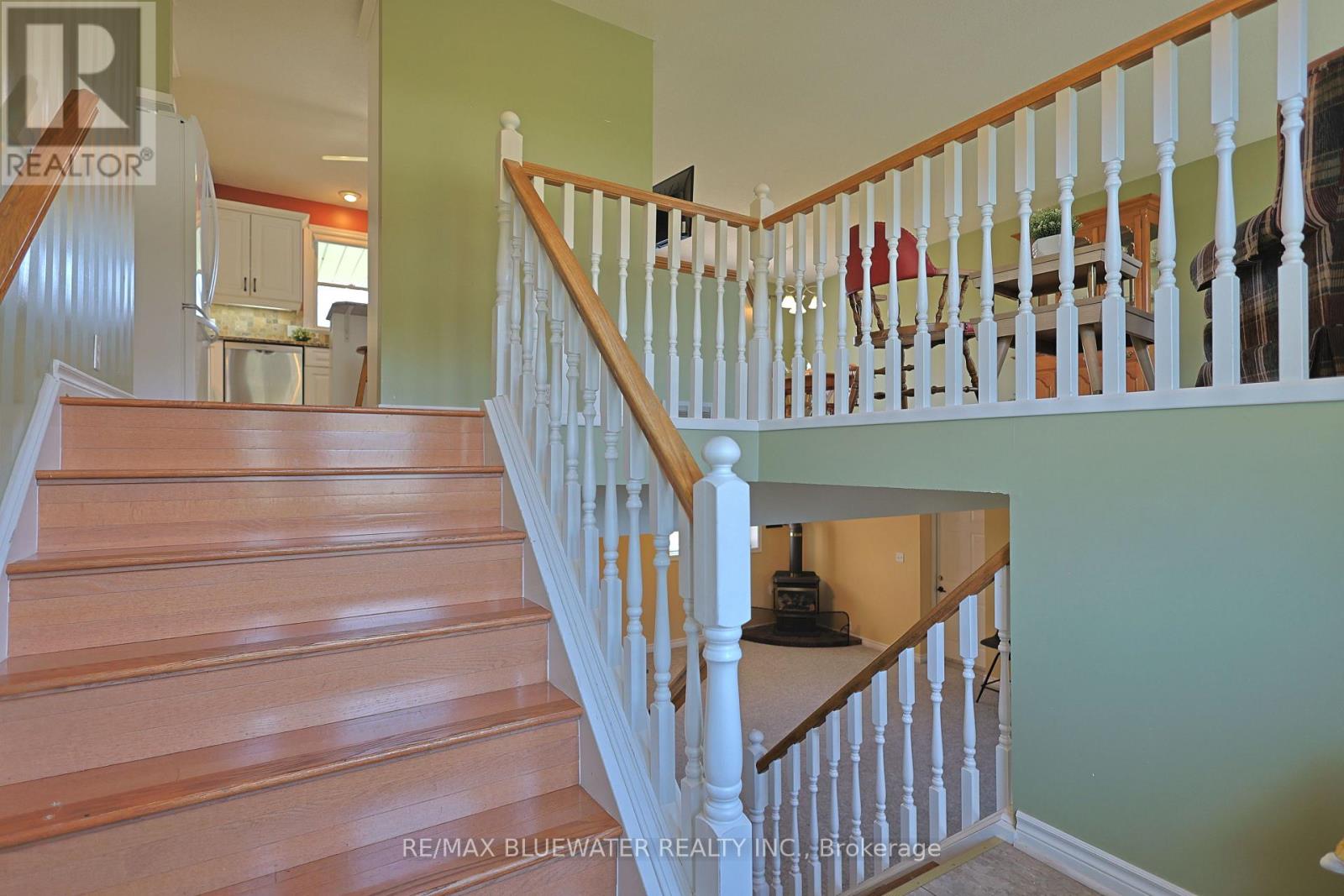 9873 Leonard Street, Lambton Shores (Grand Bend), Ontario  N0M 1T0 - Photo 14 - X13060128