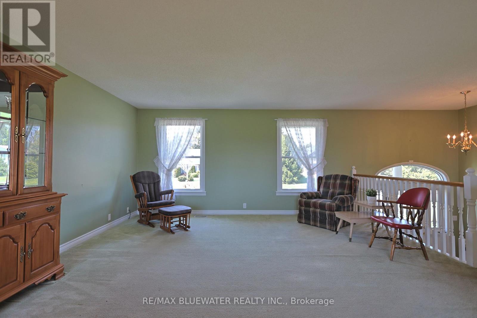 9873 Leonard Street, Lambton Shores (Grand Bend), Ontario  N0M 1T0 - Photo 15 - X13060128