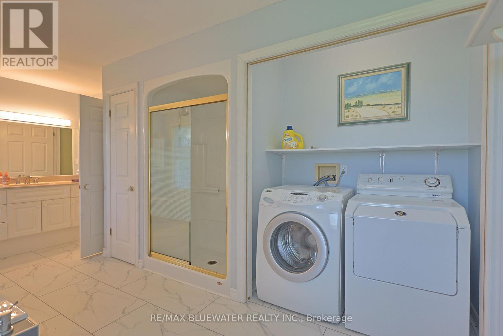 9873 Leonard Street, Lambton Shores (Grand Bend), Ontario  N0M 1T0 - Photo 30 - X13060128