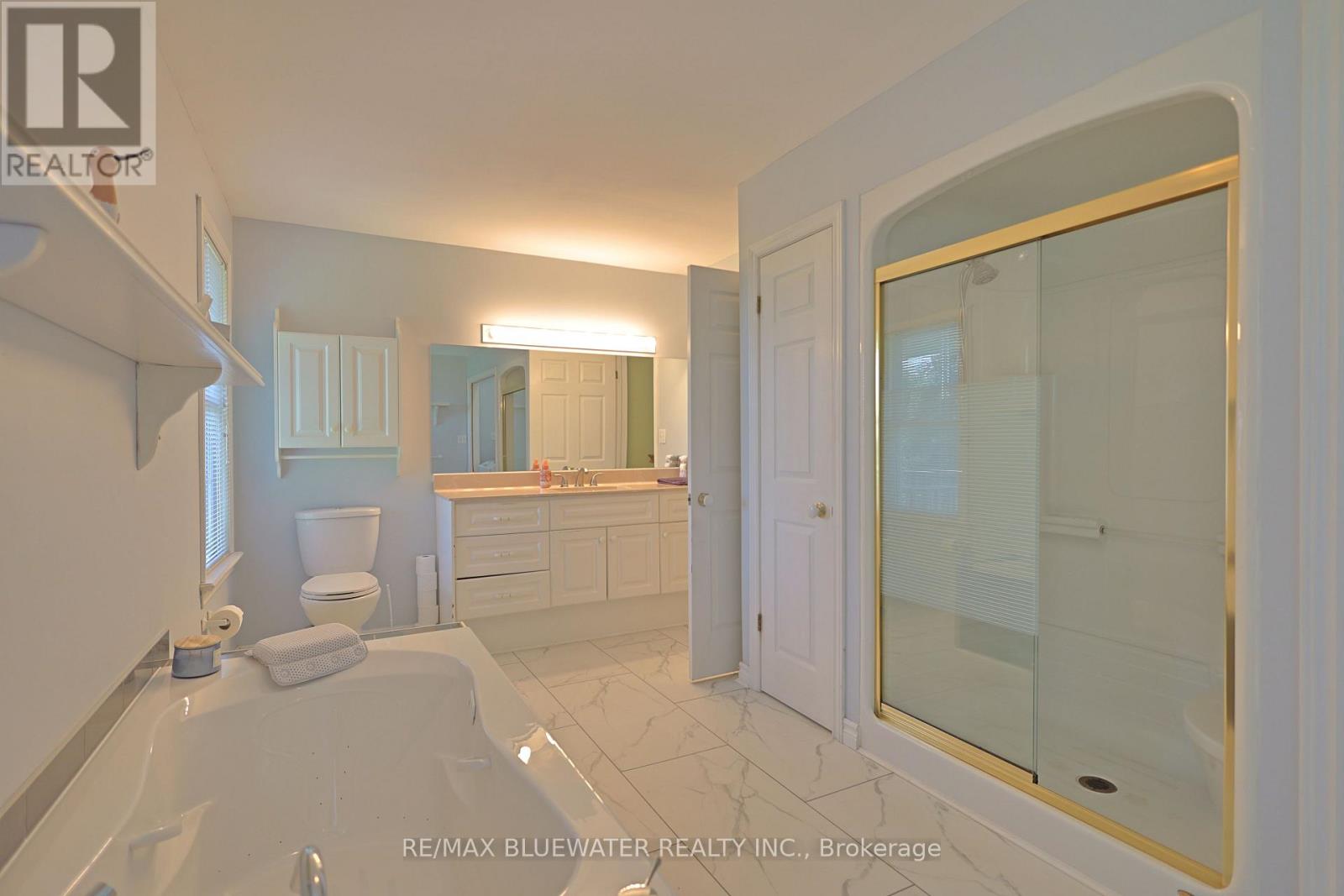 9873 Leonard Street, Lambton Shores (Grand Bend), Ontario  N0M 1T0 - Photo 31 - X13060128