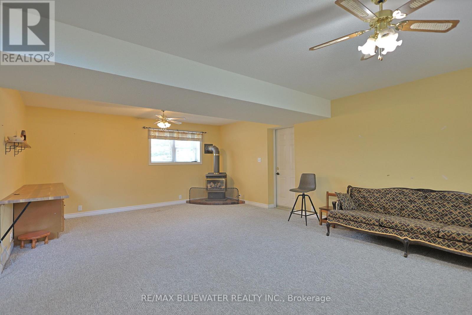 9873 Leonard Street, Lambton Shores (Grand Bend), Ontario  N0M 1T0 - Photo 34 - X13060128