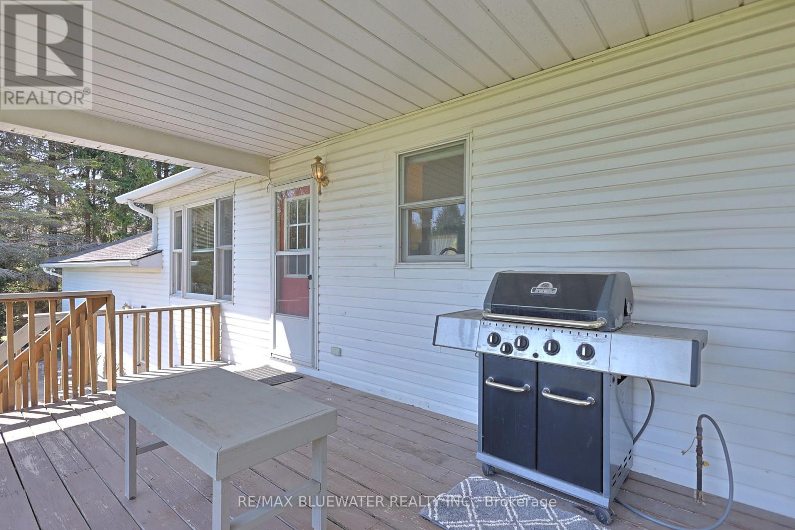 9873 Leonard Street, Lambton Shores (Grand Bend), Ontario  N0M 1T0 - Photo 42 - X13060128