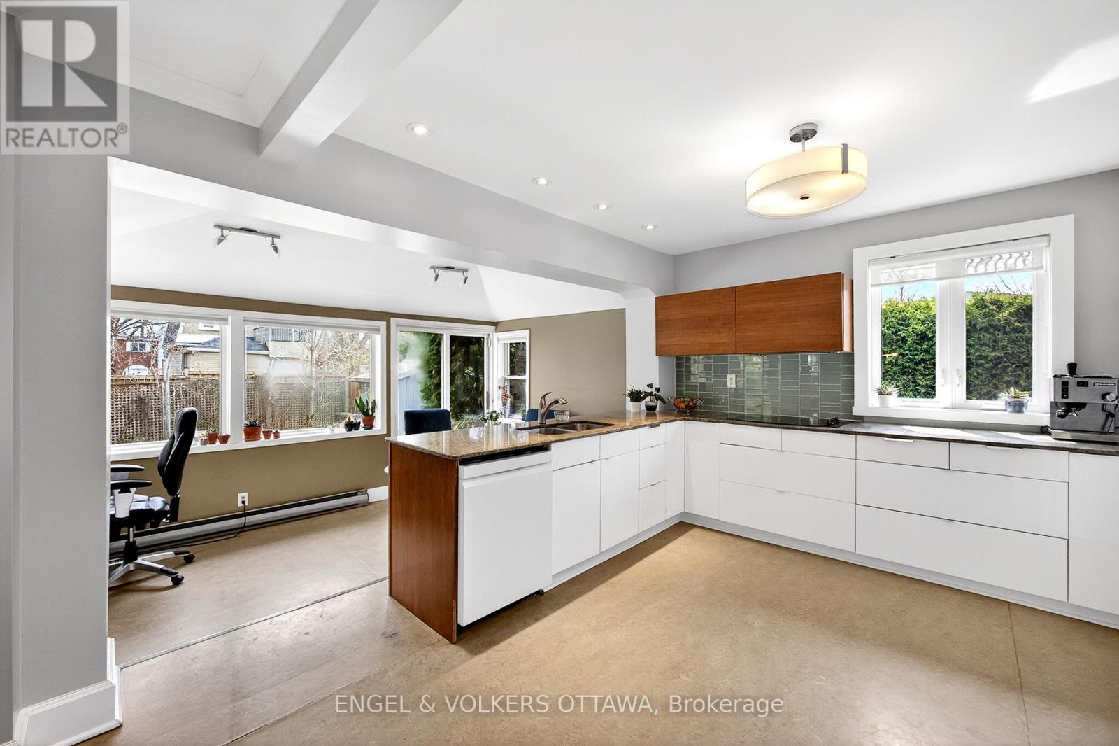 166 Wesley Avenue, Ottawa, Ontario  K1Z 7A1 - Photo 10 - X13060158