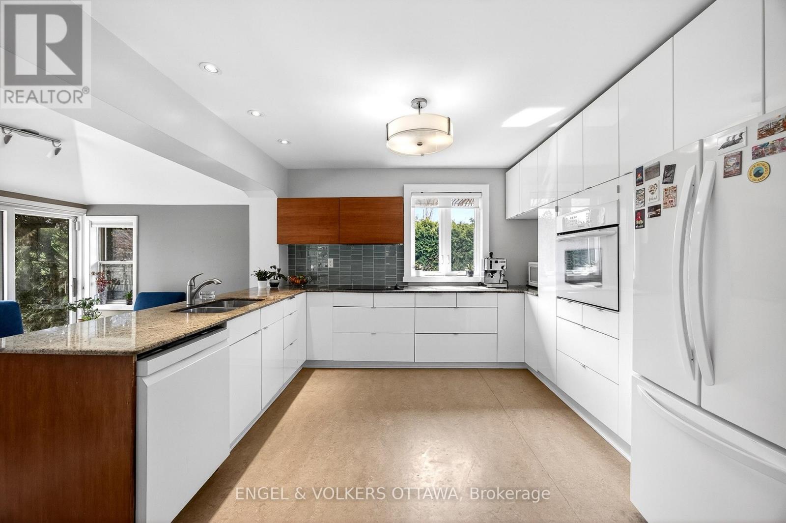 166 Wesley Avenue, Ottawa, Ontario  K1Z 7A1 - Photo 7 - X13060158