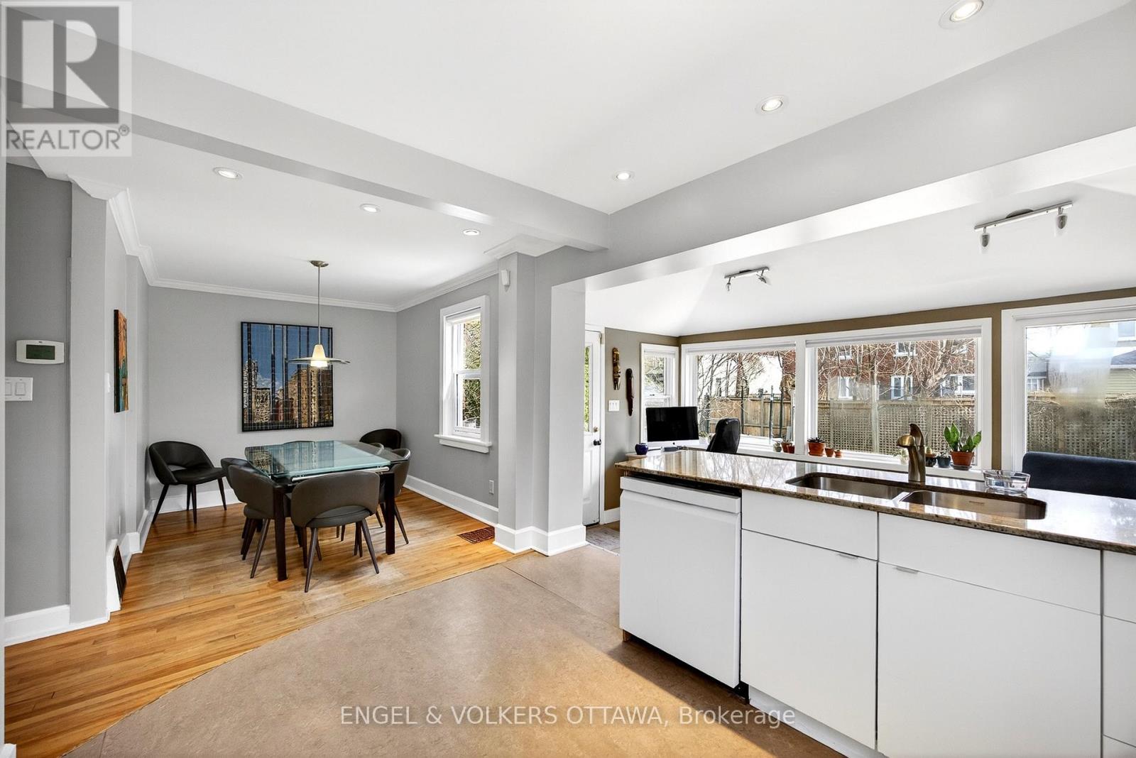 166 Wesley Avenue, Ottawa, Ontario  K1Z 7A1 - Photo 8 - X13060158