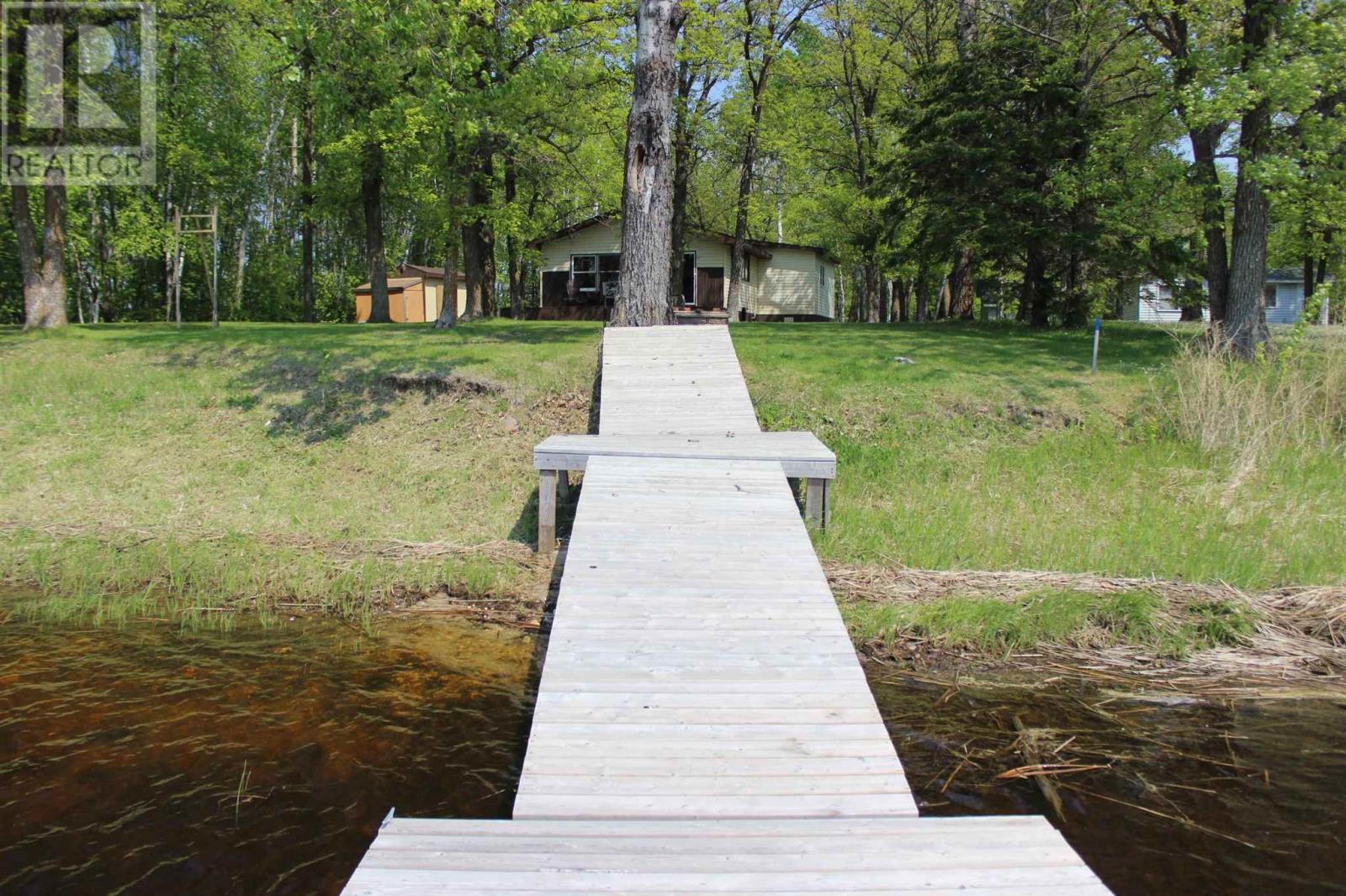 51 Grant Dr, Rainy River, Ontario  P0W 1L0 - Photo 6 - TB2600851