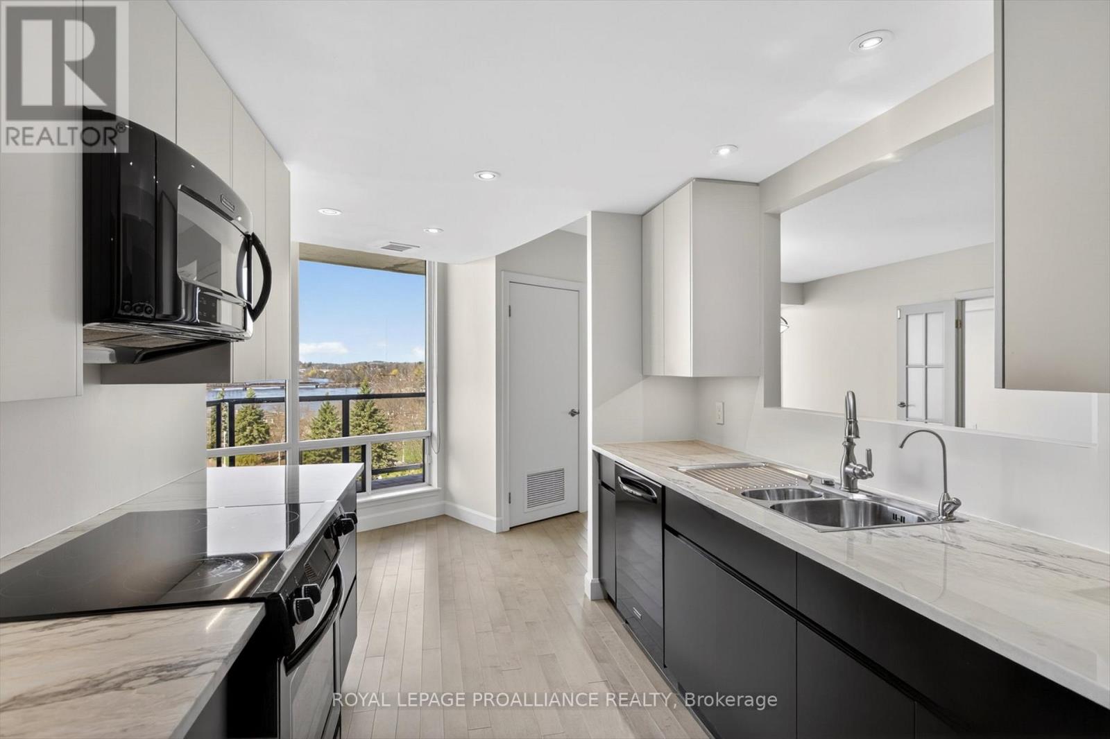 502 - 2 George Street N, Peterborough, Ontario  K9J 8K8 - Photo 18 - X13059756