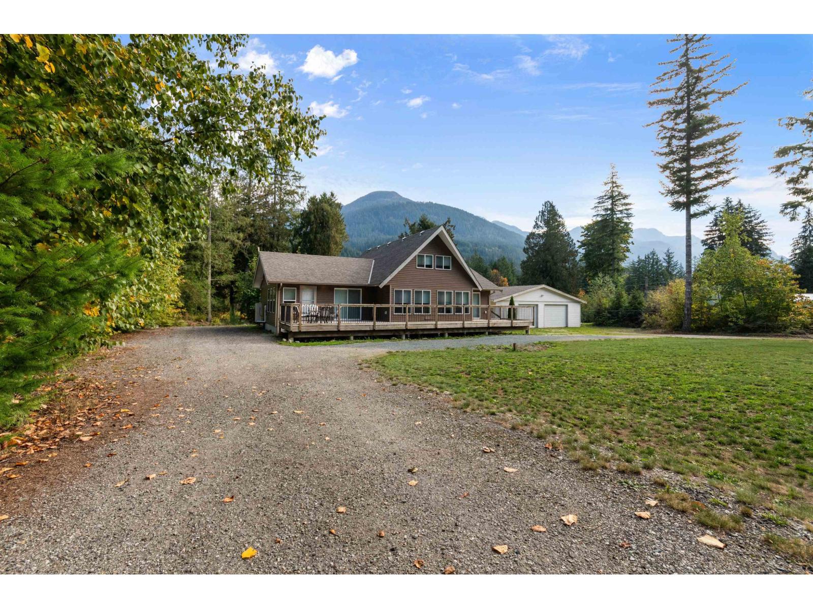 26542 Reynolds Road, Yale 