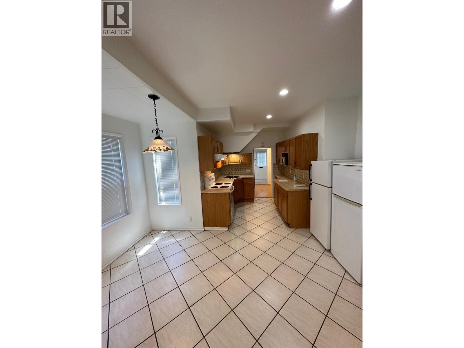 1039 E 41st Avenue, Vancouver, British Columbia  V5W 1P9 - Photo 6 - R3116090