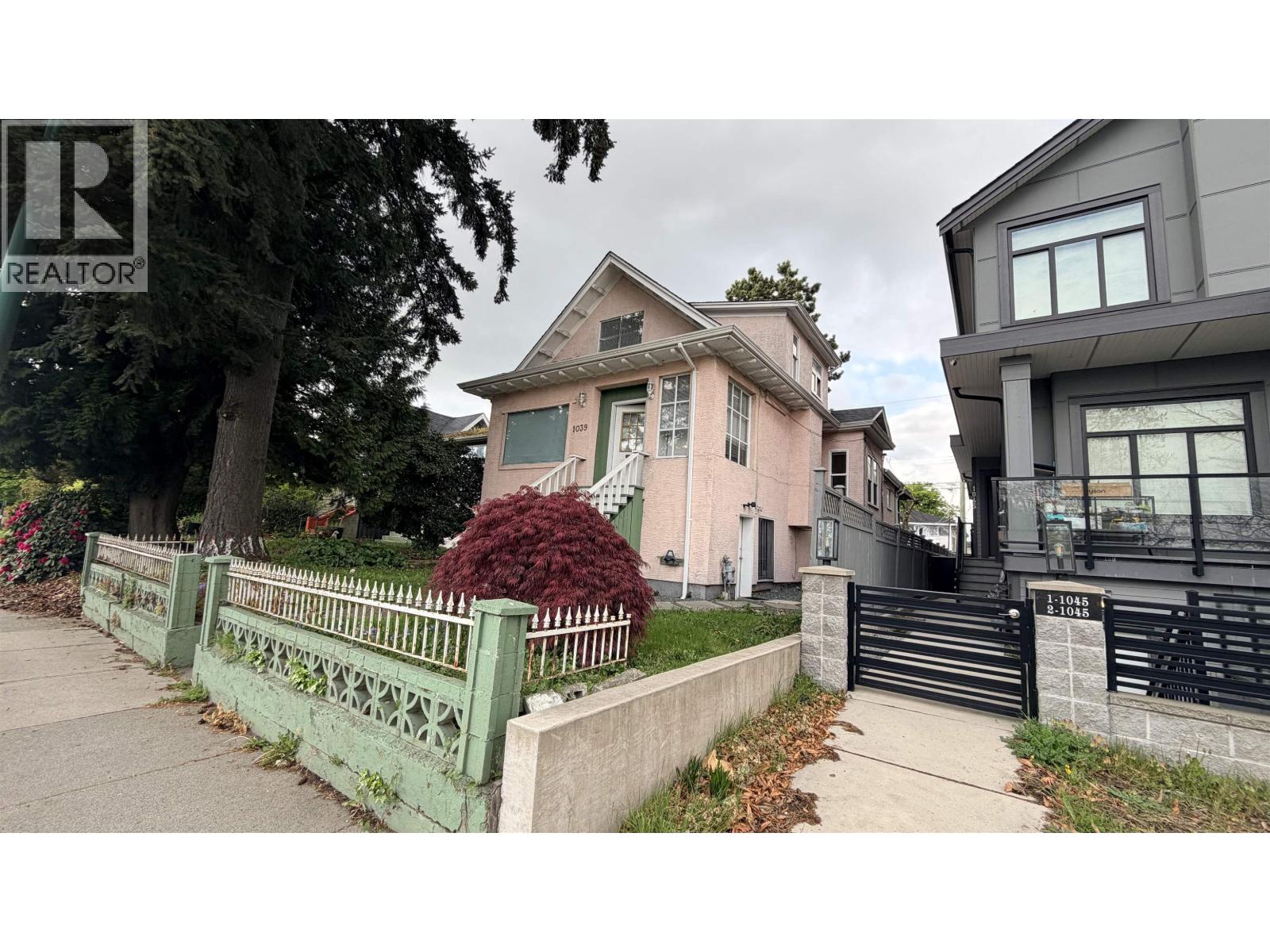 1039 E 41st Avenue, Vancouver, British Columbia  V5W 1P9 - Photo 2 - R3116090