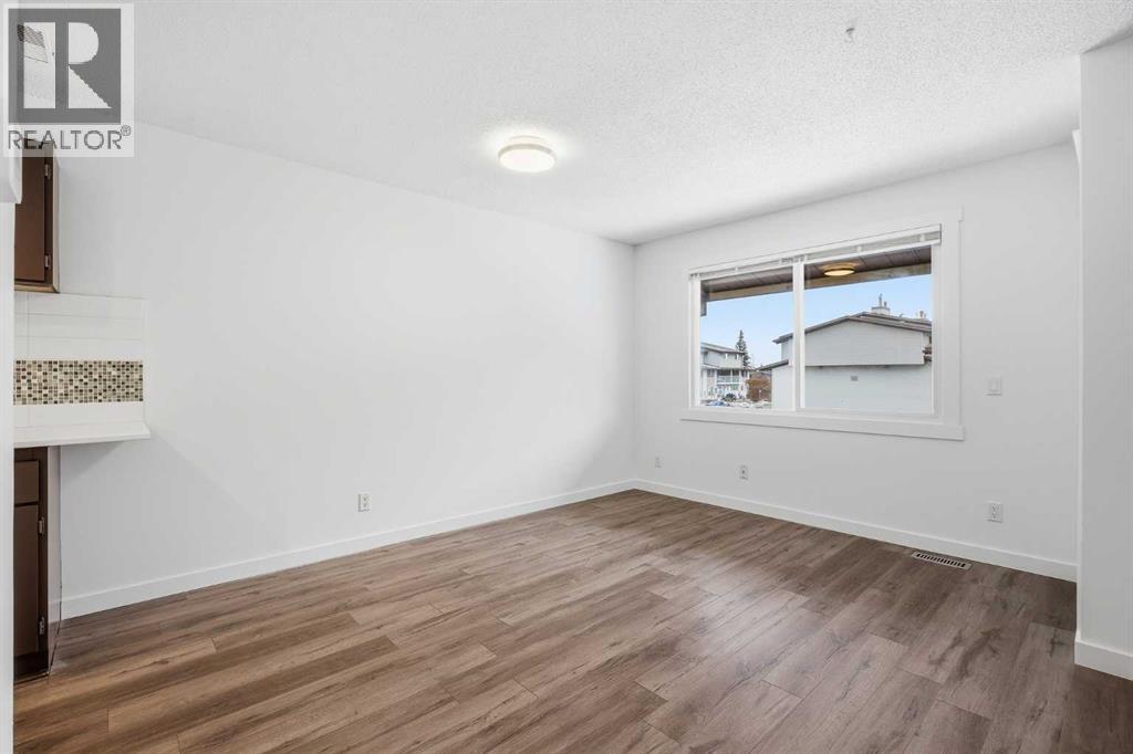 424, 200 Brookpark Drive SW, Calgary, Alberta  T2W 3E5 - Photo 14 - A2300877