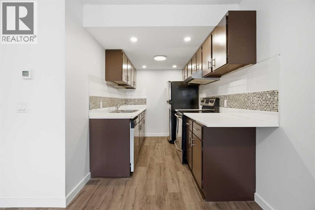 424, 200 Brookpark Drive SW, Calgary, Alberta  T2W 3E5 - Photo 19 - A2300877