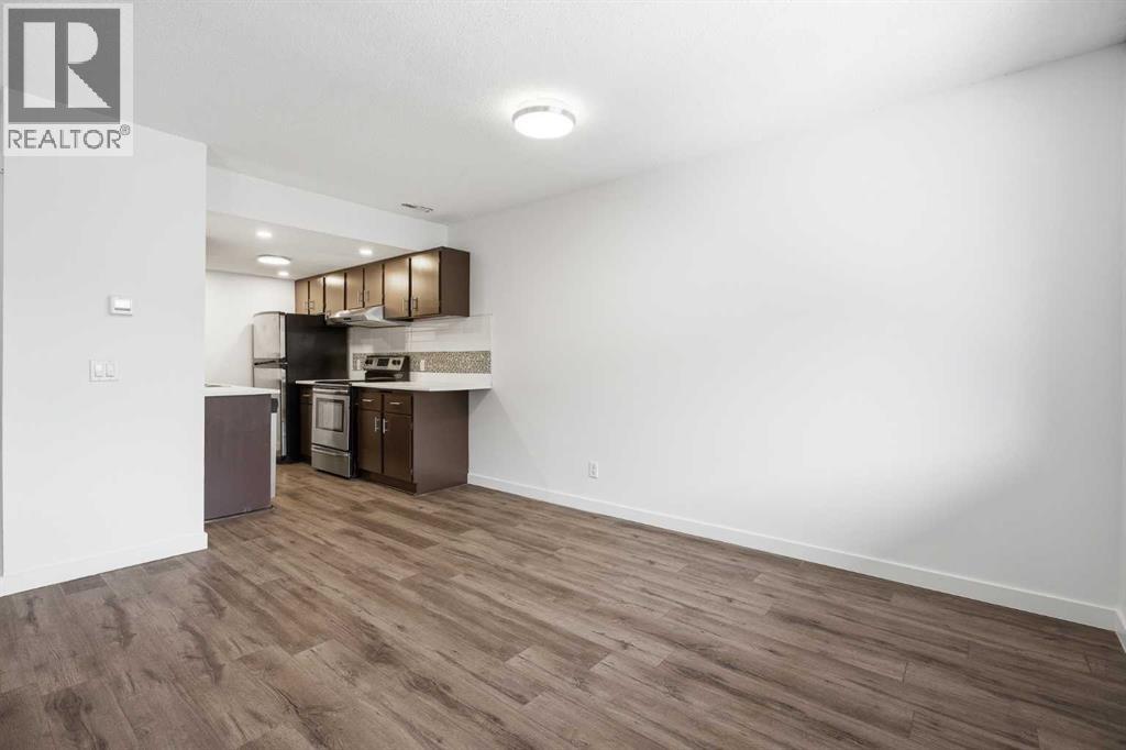 424, 200 Brookpark Drive SW, Calgary, Alberta  T2W 3E5 - Photo 18 - A2300877