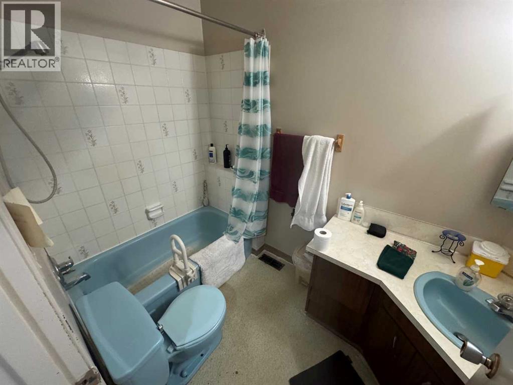 201 Holland Street Nw, Calgary, Alberta  T2K 2E9 - Photo 8 - A2305333