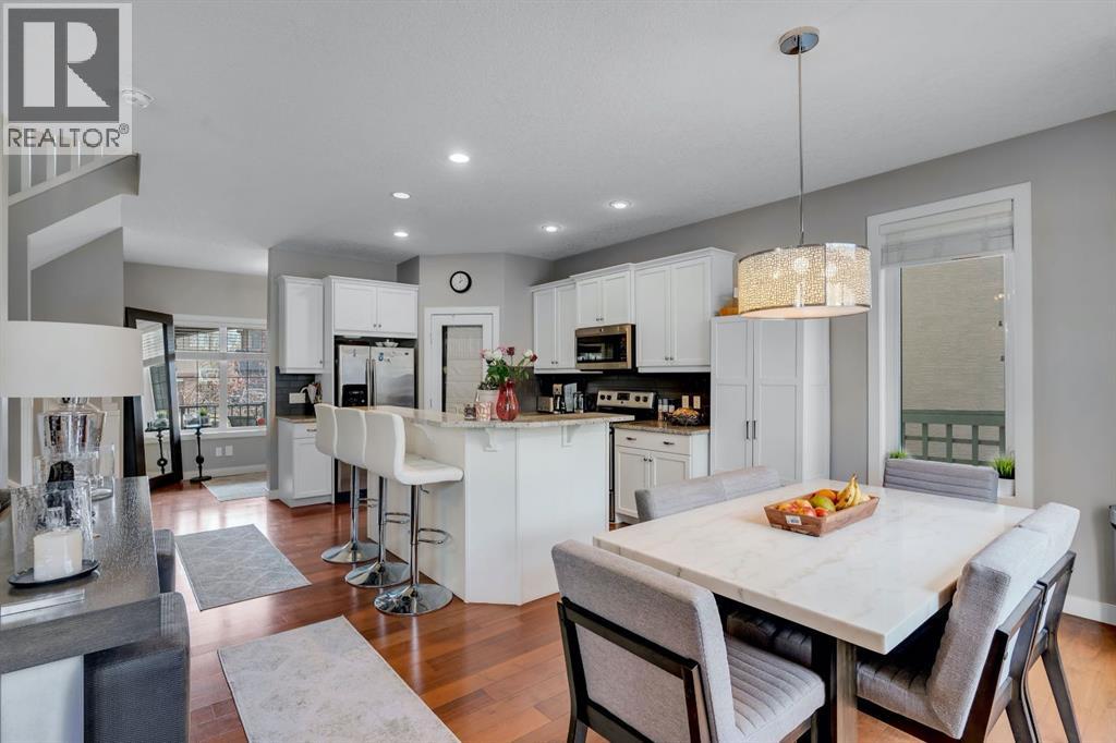 52 West Coach Court Sw, Calgary, Alberta  T3H 0N1 - Photo 10 - A2306351