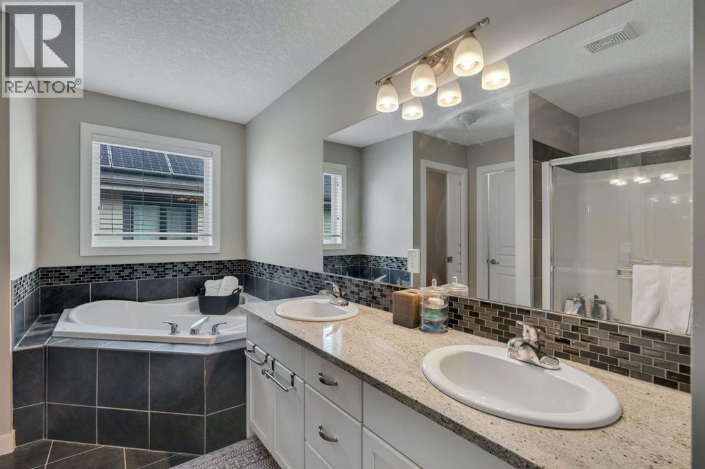 52 West Coach Court Sw, Calgary, Alberta  T3H 0N1 - Photo 28 - A2306351