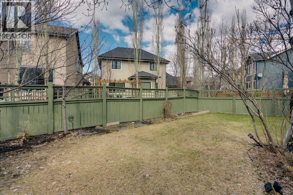52 West Coach Court Sw, Calgary, Alberta  T3H 0N1 - Photo 34 - A2306351