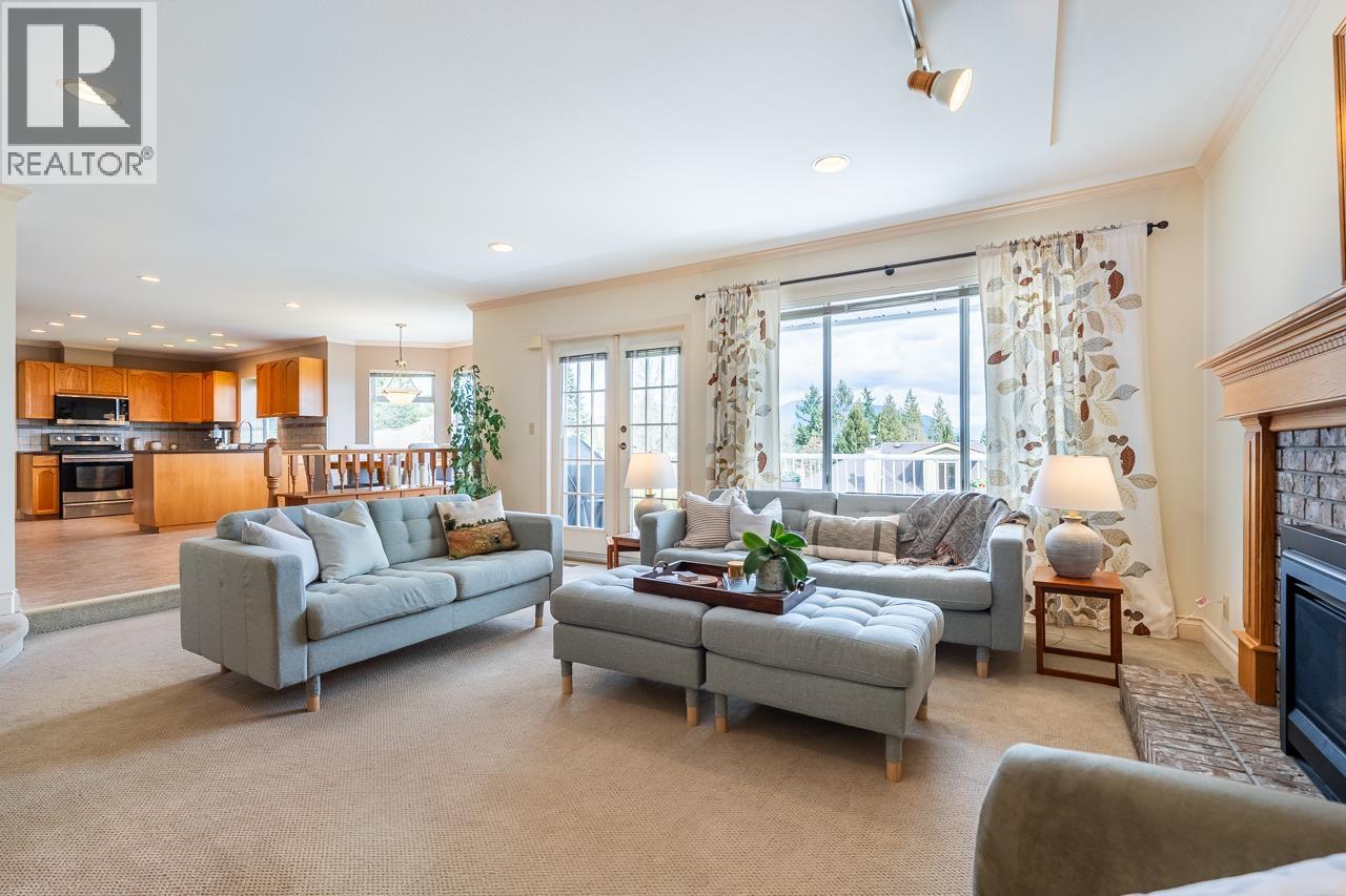 580 Clearwater Way, Coquitlam, British Columbia  V3C 5W3 - Photo 19 - R3117530